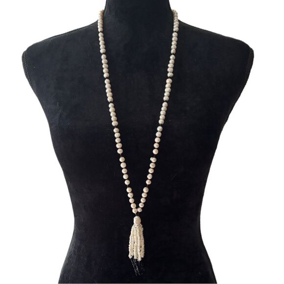 Long freshwater Pearl strand with tassel black accents 21” long flapper necklace - Picture 1 of 6